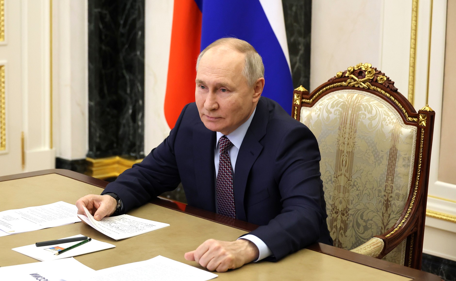 Путин сүүлийн зургаан жилийн хугацаанд Ерөнхийлөгчөөр ажиллахдаа нэг сая ам.доллароос бага орлого олжээ
