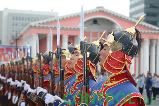 “Монгол цэргийн өдөр”-ийг 1946 оноос хойш тэмдэглэж иржээ